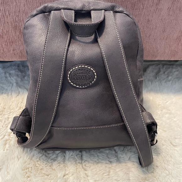 Roots leather mini backpack - Picture 3 of 5